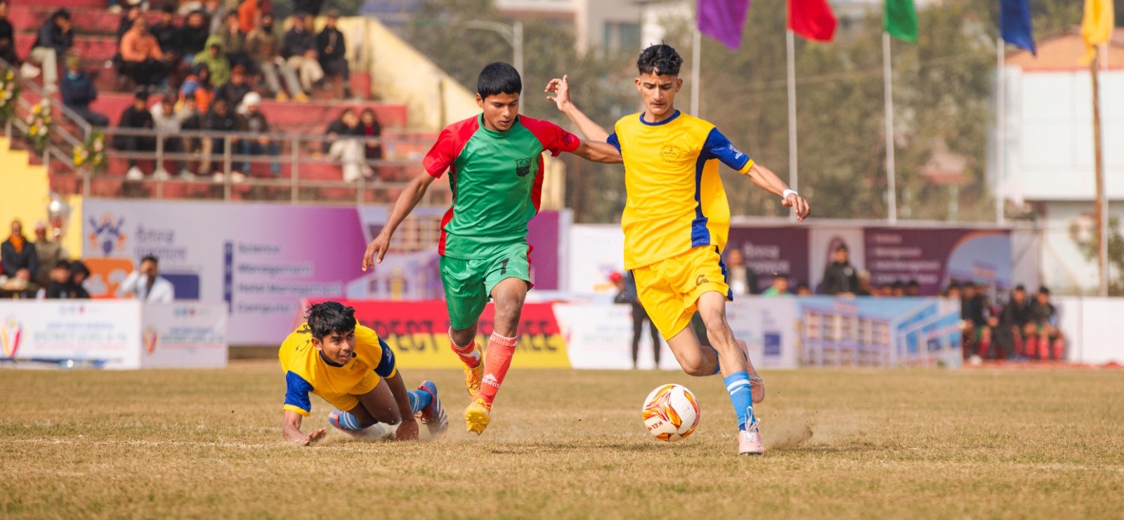 बद्री कुन्ता मेमोरियल यू–१६ फुटबल : साहारा युवा क्लब विजयी, सेमिफाइनलमा गौरीगंगा ११ स्पोटर्स क्लबको सामना गर्ने