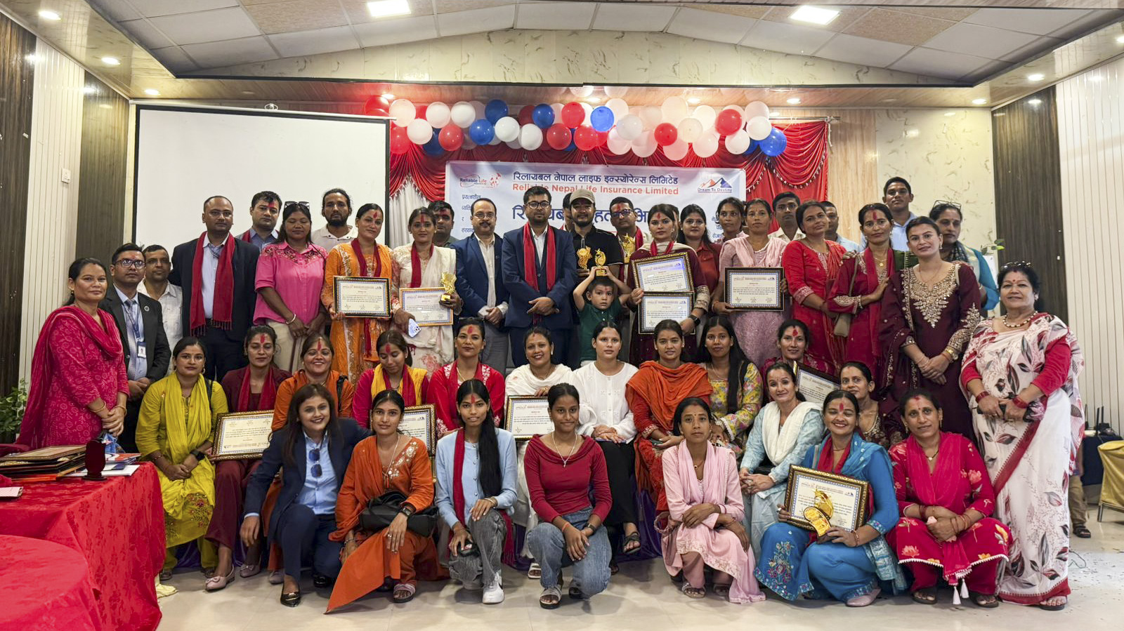 रिलायबल नेपाल लाइफको धनगढी शाखाद्वारा बृहत् अभिकर्ता सम्मेलन तथा पुनर्ताजगी तालिम